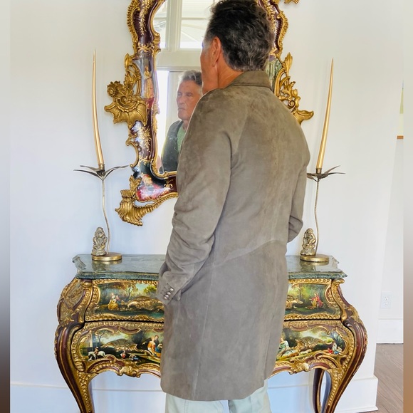 Varvatos 3/4 length 100% suede coat. Barely  used. Non smoking household - Picture 14 of 17